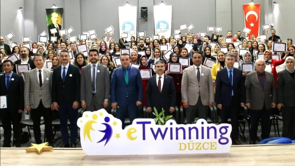 e-TWİNNİNG